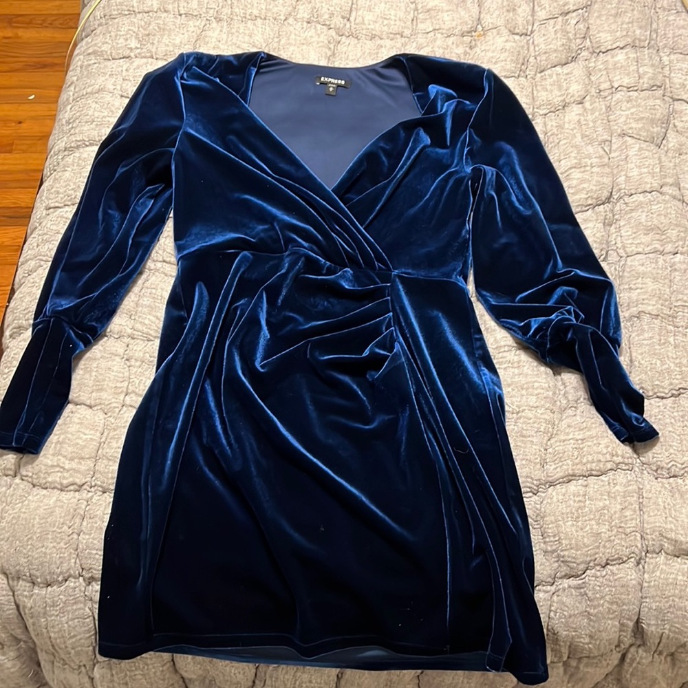 Express size medium “wrap front volume sleeve velvet mini dress”